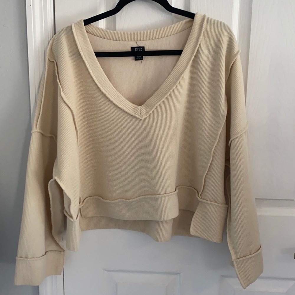 V-Neck Long Sleeve